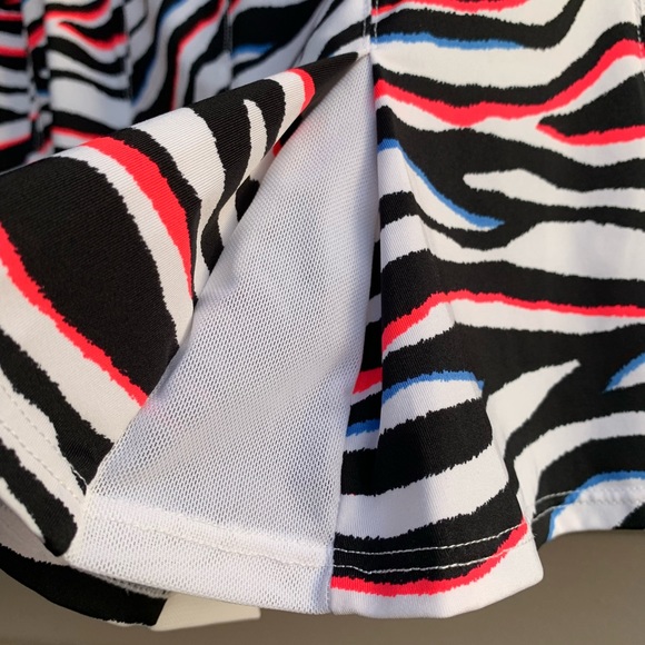 Tail Rosyelyn Golf Tennis Skirt Skort ZEBRA Pockets White Black Blue & Red S. - Picture 5 of 8